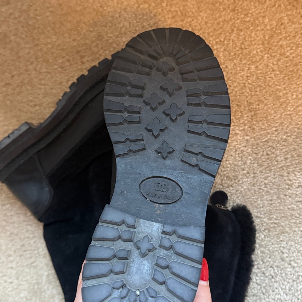 CHANEL Black Winter Boots - Picture 9 of 9